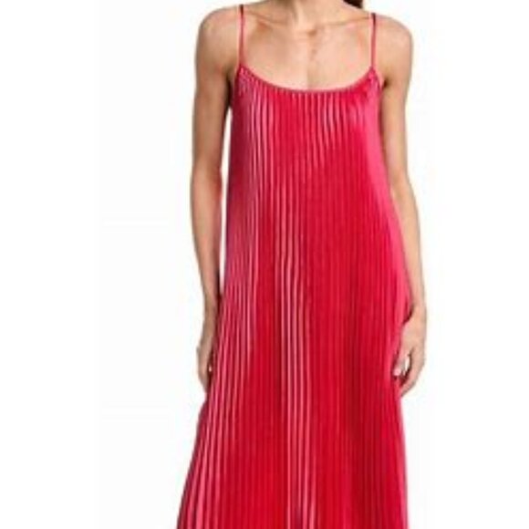 NWT TYE PLEATED MAXI DRESS  Size Medium - Picture 1 of 2